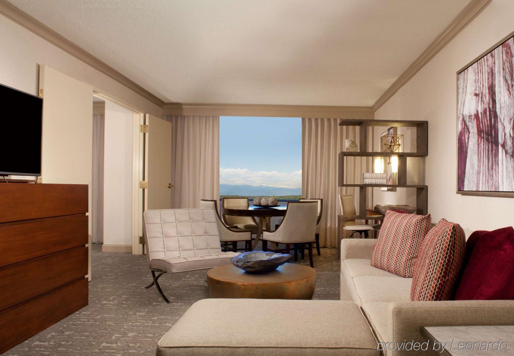 Denver Airport Marriott At Gateway Park Aurora Exterior foto